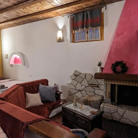 בית נופש Diminio 3 At Livadi